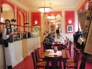 Photo actuelle du Café Louvre  : site Avant-Garde Prague